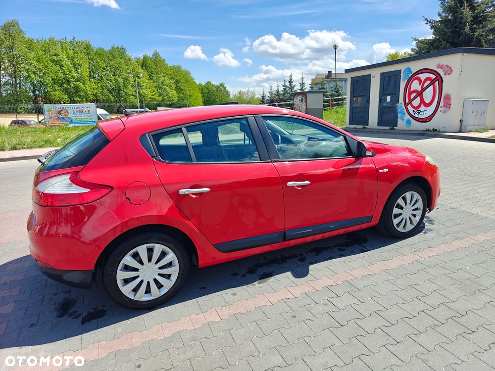 Renault Megane 1.5 dCi Expression - 6
