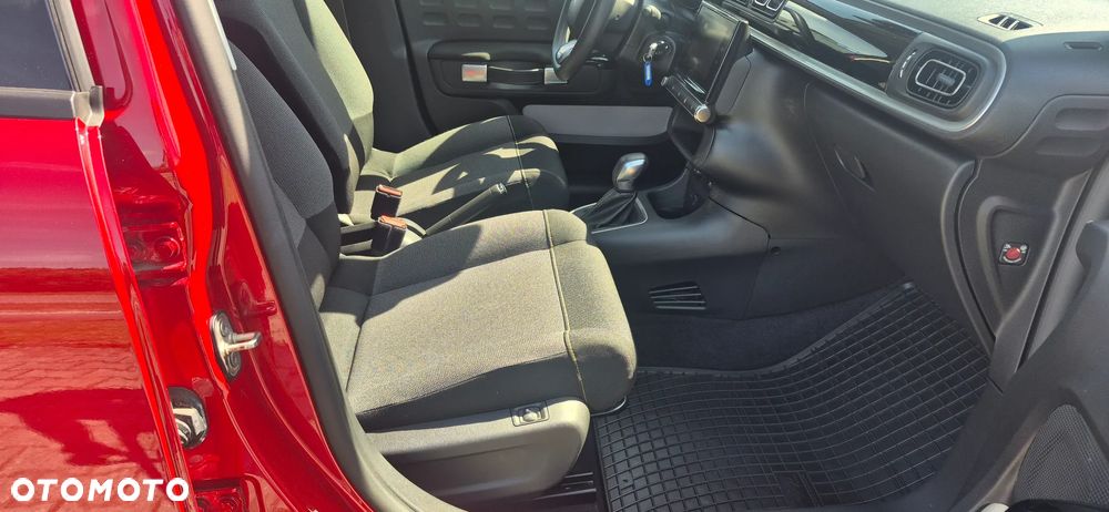 Citroën C3 1.2 PureTech Shine EAT6 - 21