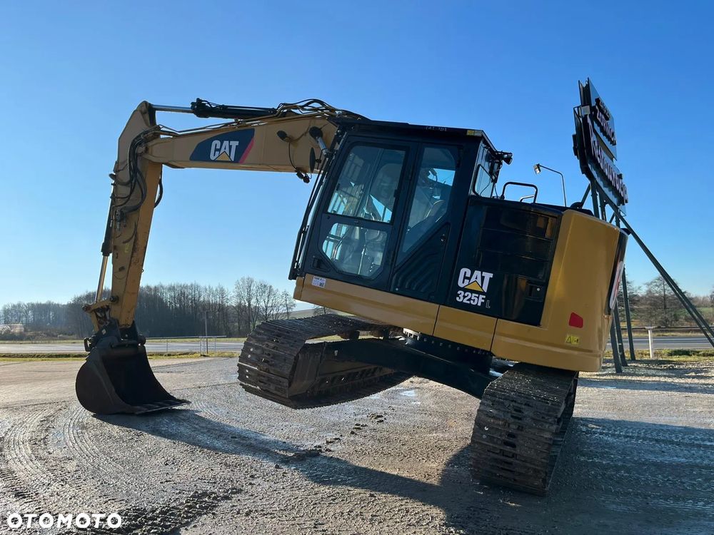 Caterpillar 325FLCR