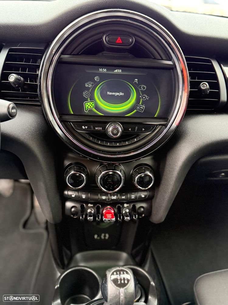 MINI Cabrio Cooper D - 17