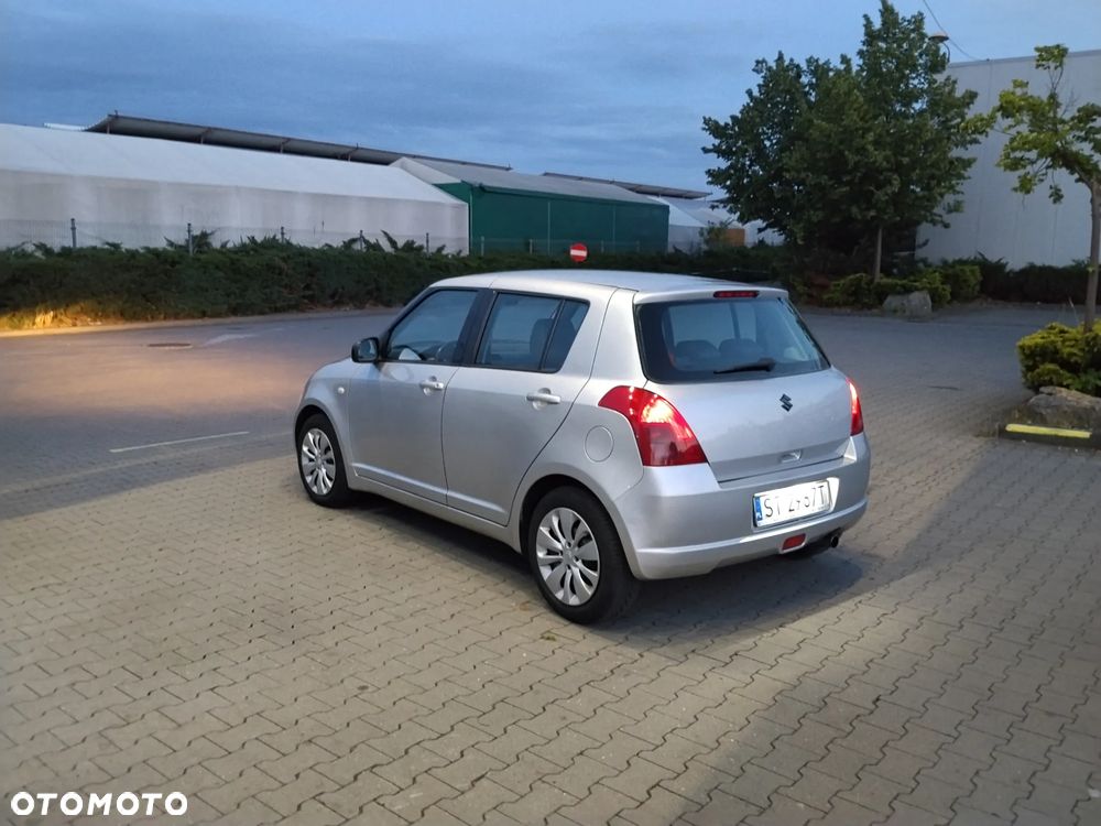 Suzuki Swift - 18
