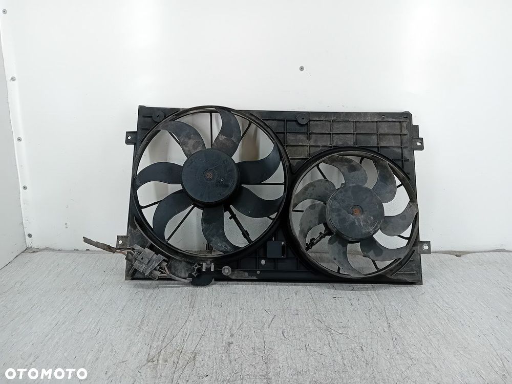 WENTYLATOR CHŁODNICY VW PASSAT B6 1K0121207T 1.9 TDI - 4