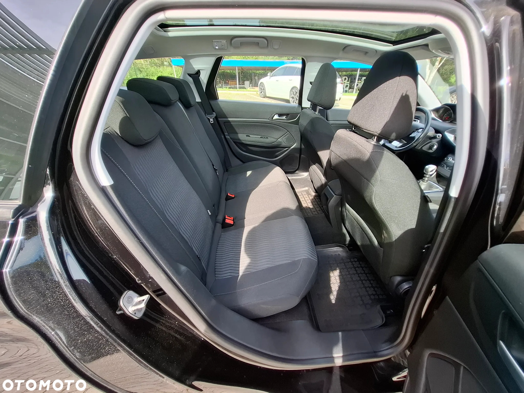 Peugeot 308 SW 1.2 PureTech Active S&S - 24