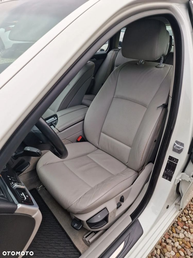 BMW Seria 5 520d Edition Fleet Lifestyle - 13