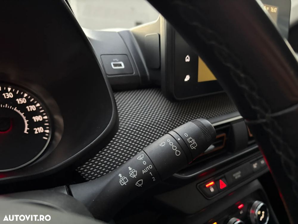 Dacia Sandero Stepway TCe 100 Celebration - 29