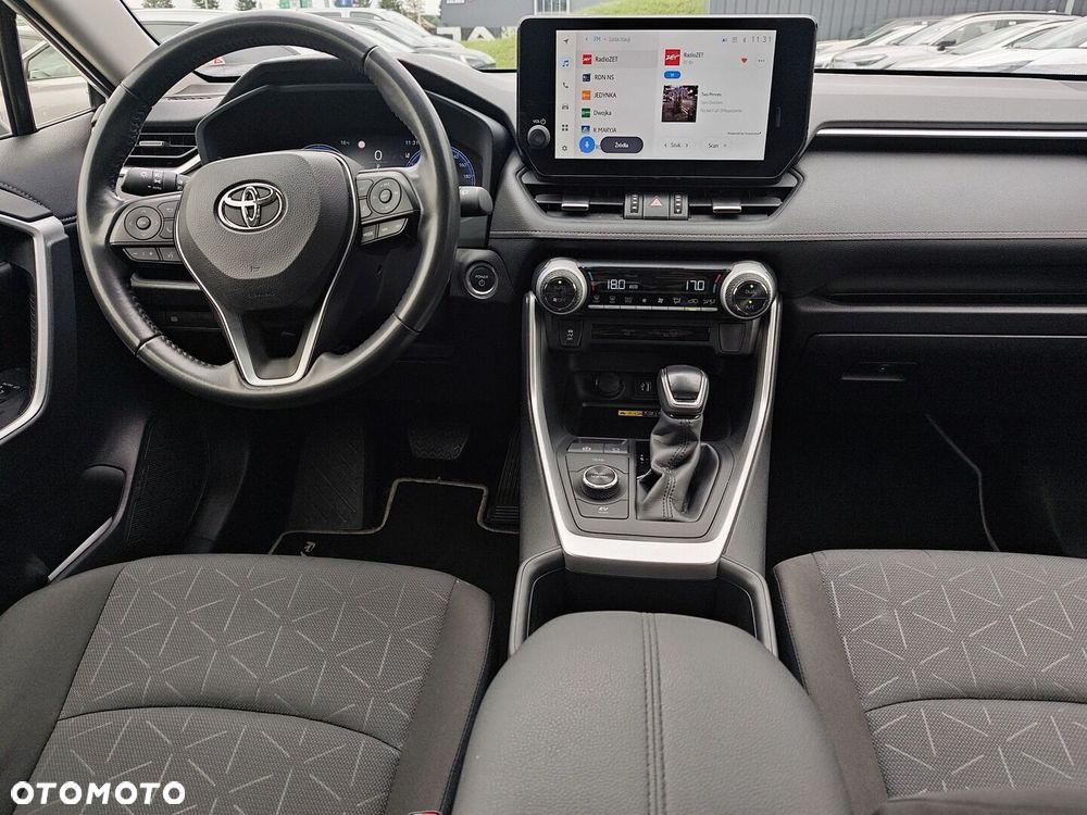 Toyota RAV4 - 3