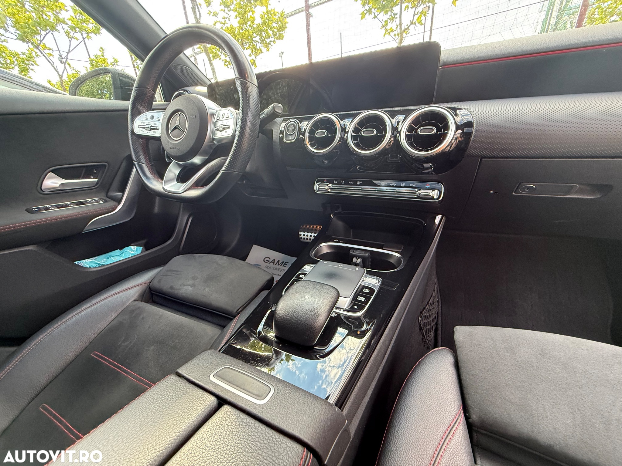 Mercedes-Benz A 180 d 7G-DCT AMG Line - 35