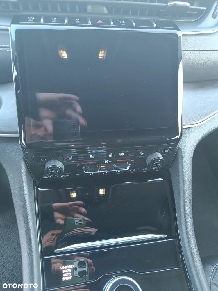 Jeep Grand Cherokee 3.6 V6 Limited - 21