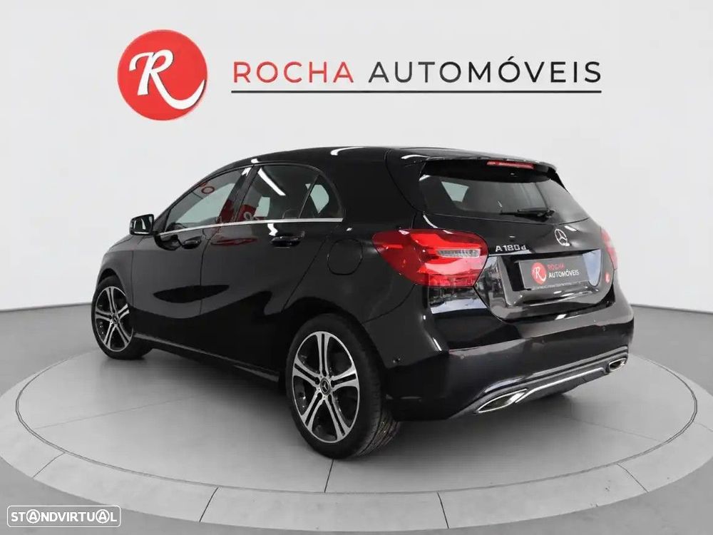 Mercedes-Benz A 180 CDI (BlueEFFICIENCY) Urban - 10