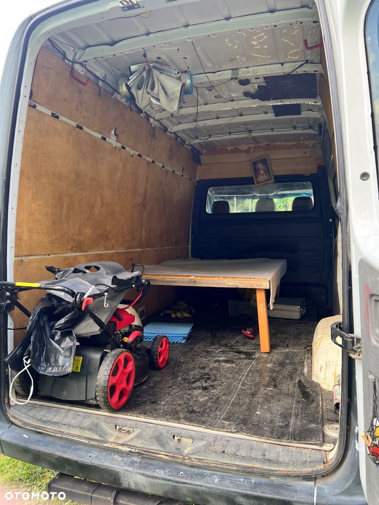 Mercedes-Benz Sprinter - 9