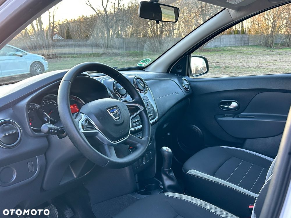 Dacia Sandero SCe 75 Comfort - 22