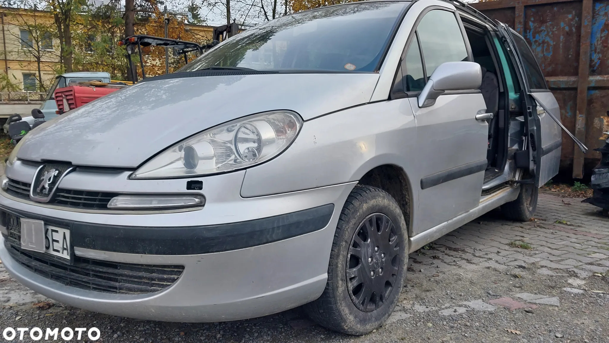 Peugeot 807 Citroen C8 Fiat Ulysse Lancia Phedra silnik 2.0 16v RFN skrzynia biegów przepustnica fotel fotele schowek deska rozdzielcza dach panorama drzwi klapa maska zderzak felgi NA CZĘŚCI - 3