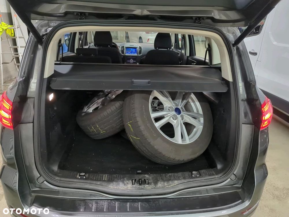 Ford S-Max 2.0 EcoBlue Titanium - 10