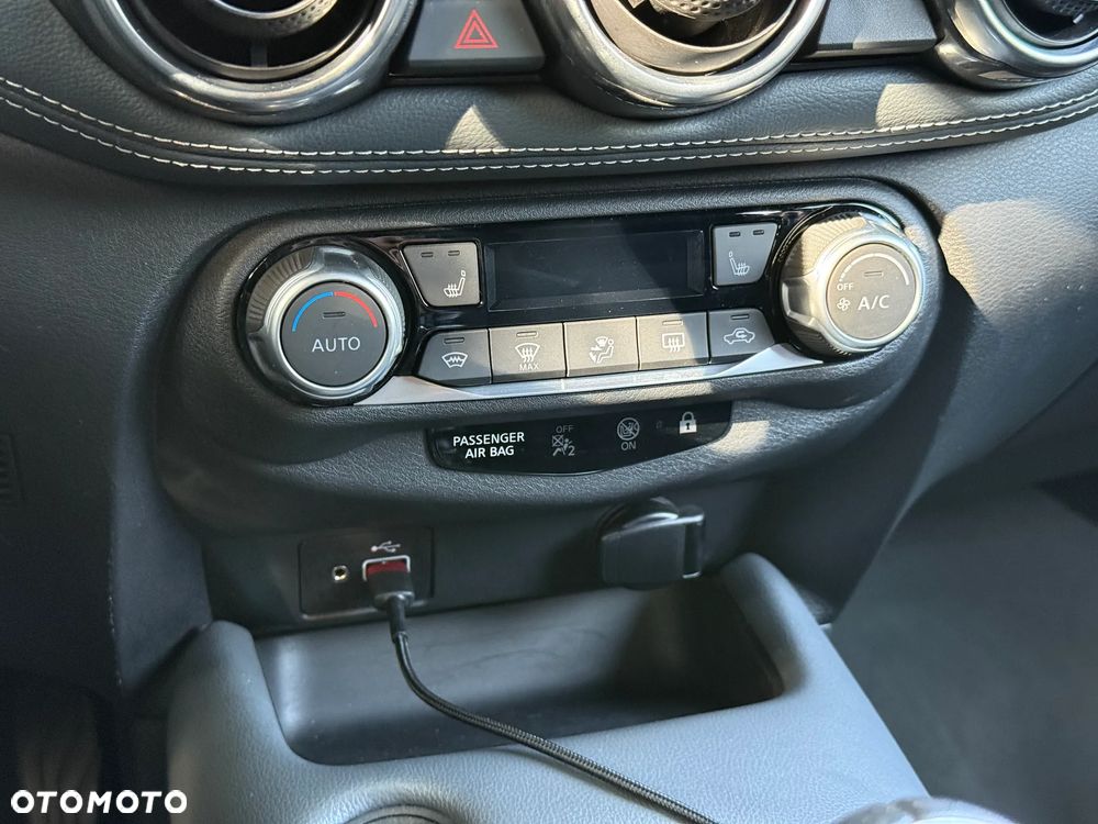 Nissan Juke 1.0 DIG-T N-Connecta - 21