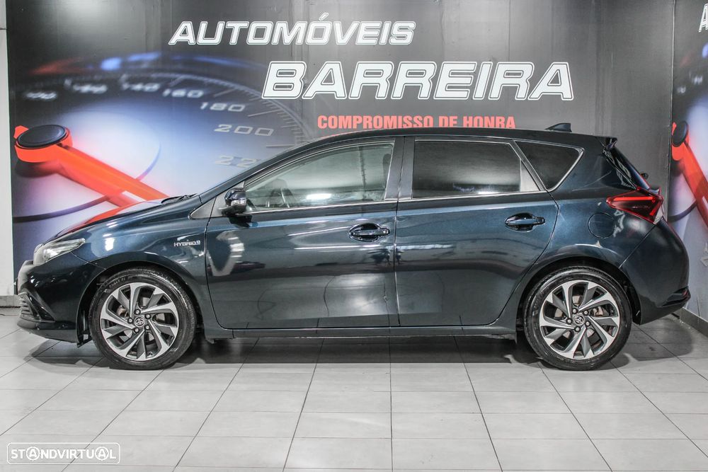 Toyota Auris 1.8 HSD Comfort +P.Techno+P.Sport - 10