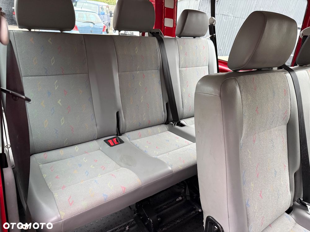 Volkswagen Transporter - 33