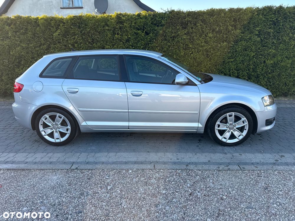 Audi A3 Sportback 2.0 TDI Ambiente - 4