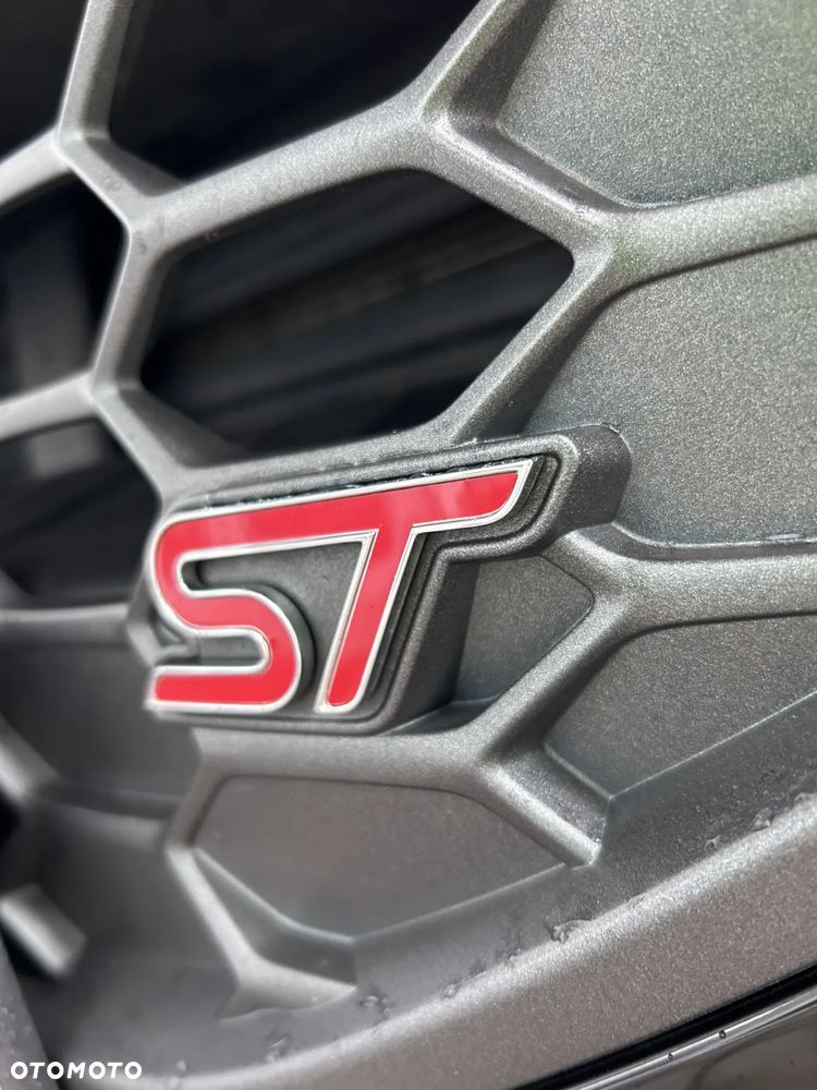 Ford Focus 2.3 EcoBoost ST X - 6