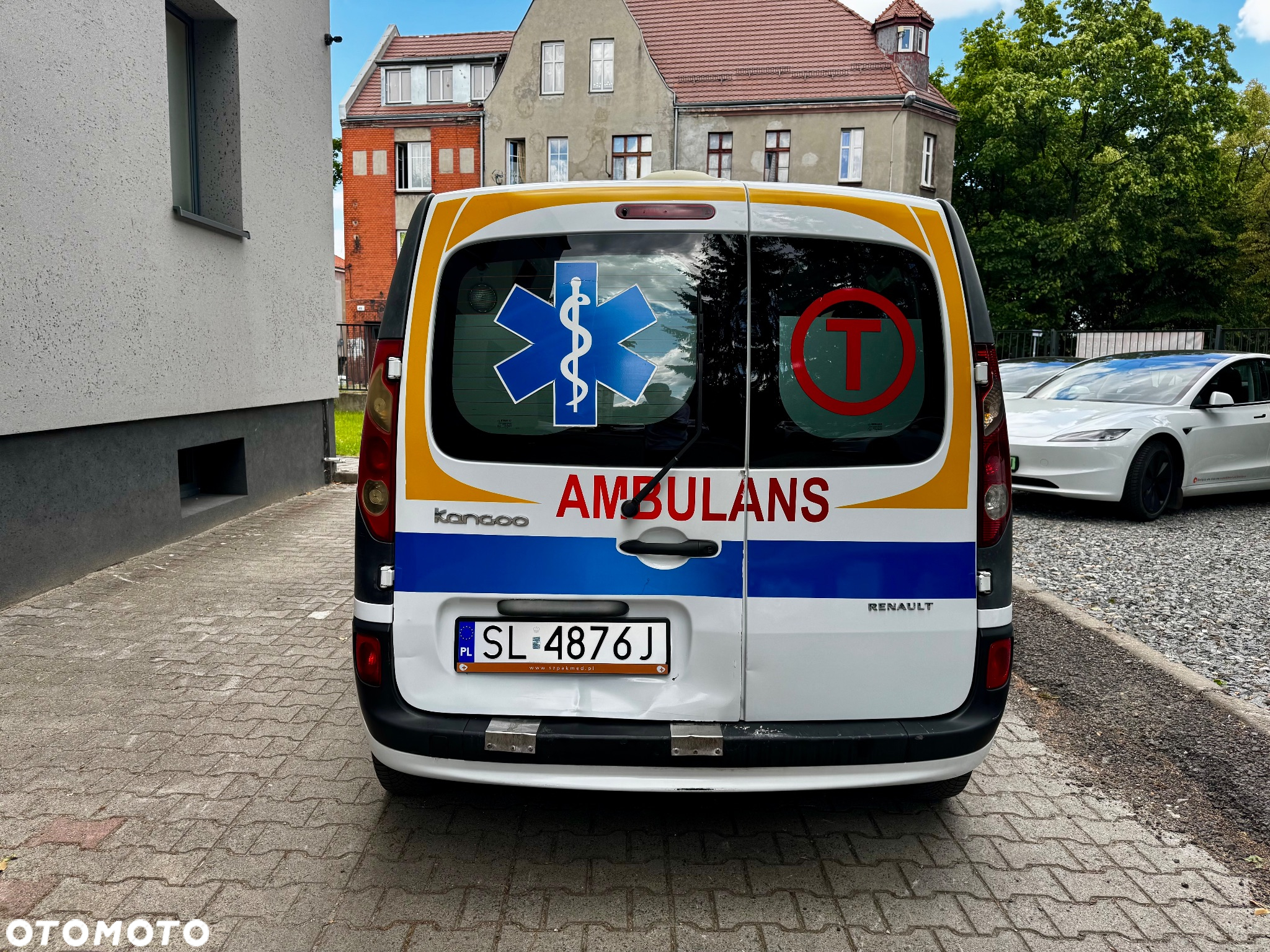 Renault Kangoo II LONG Ambulans Sanitarny Karetka POZ - 8