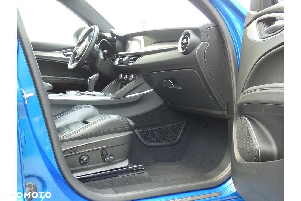 Alfa Romeo Stelvio 2.0 Turbo Veloce Q4 - 16