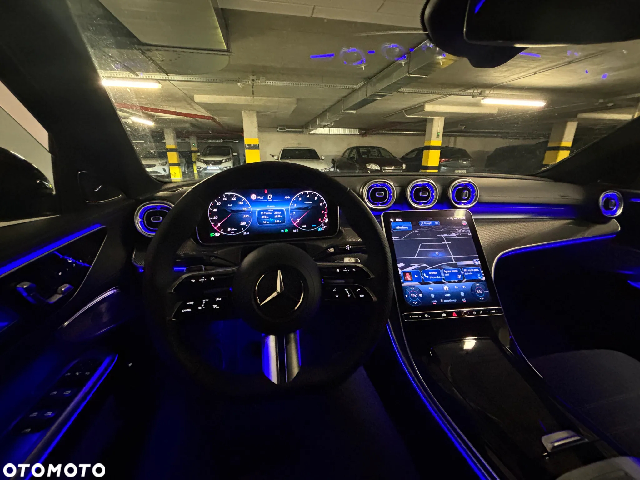Mercedes-Benz Klasa C 300 4MATIC 9G-TRONIC - 3