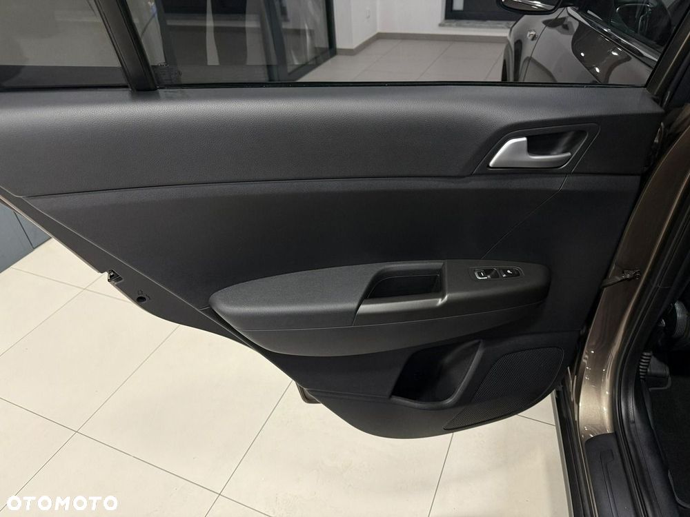 Kia Sportage 1.6 GDI 2WD Attract - 14