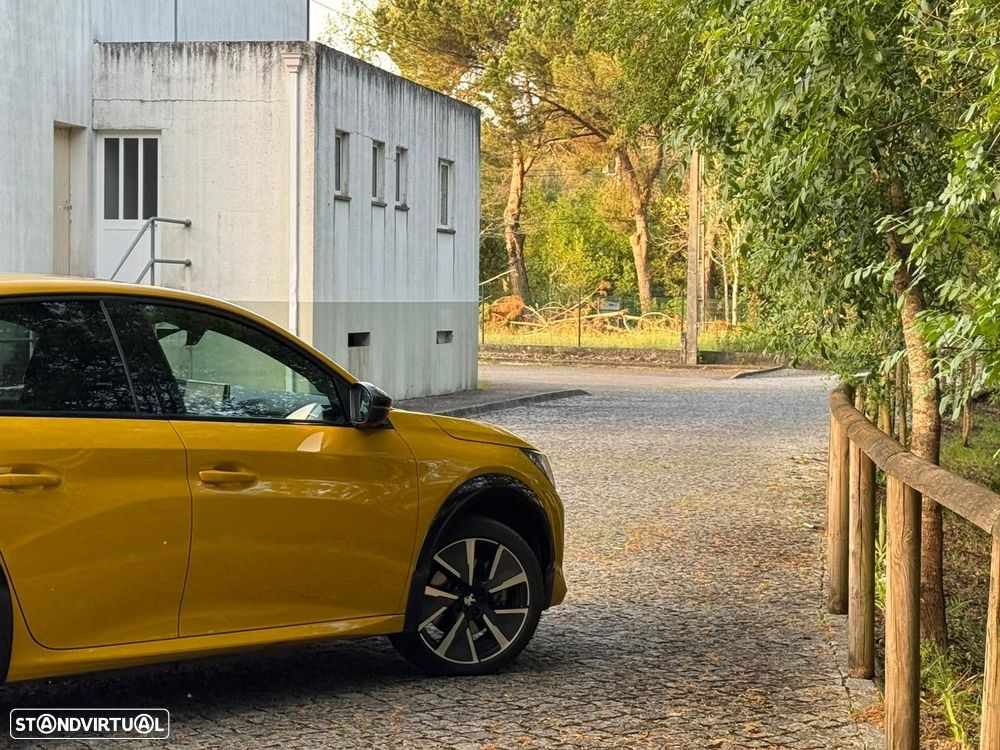 Peugeot e-208 50 kWh GT Line - 13