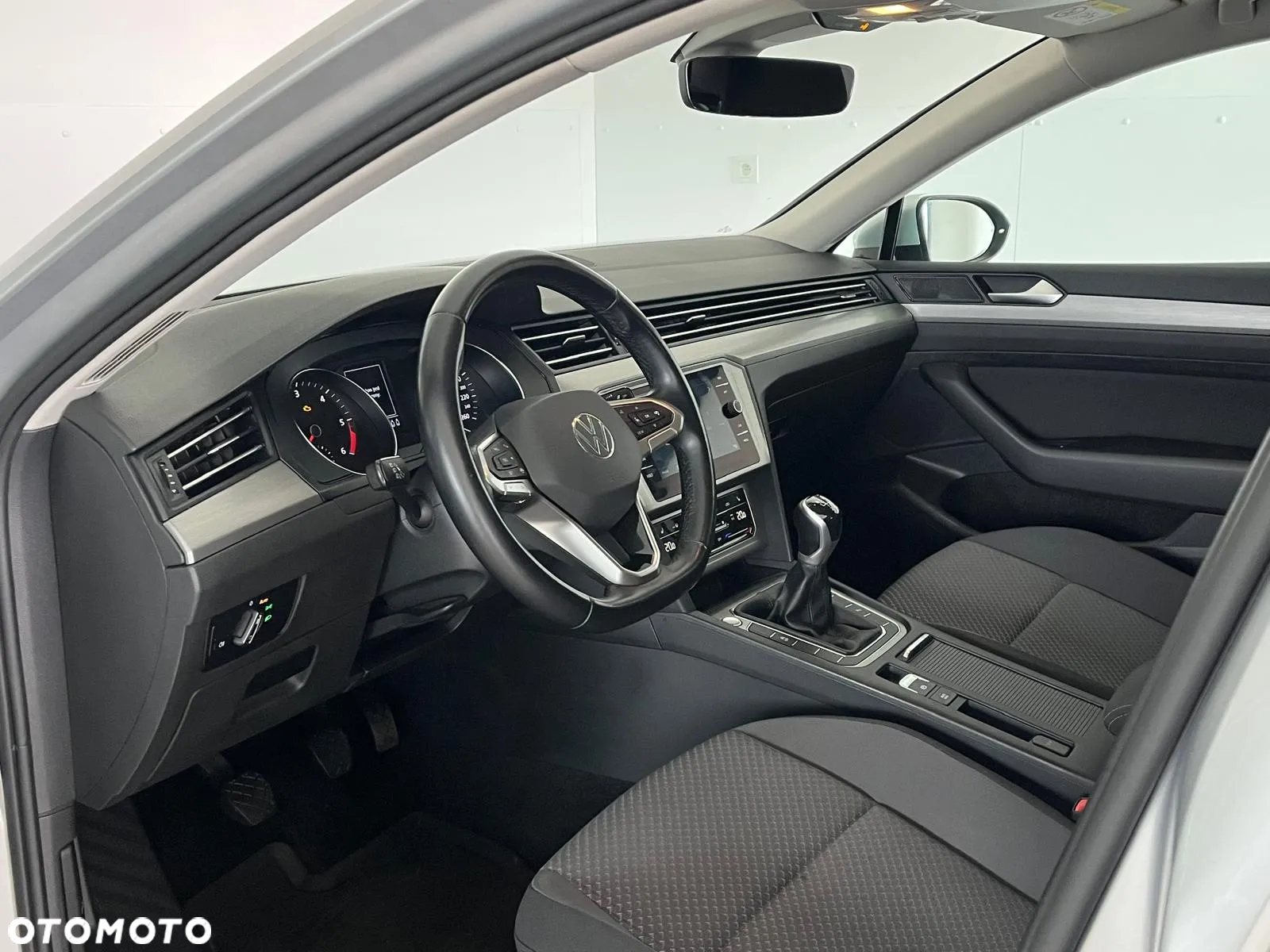 Volkswagen Passat 2.0 TDI EVO Essence - 15