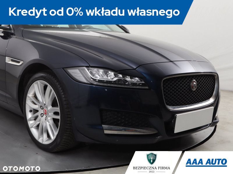 Jaguar XF - 25