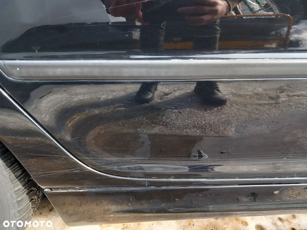 BMW E46 DRZWI PRAWE TYLNE PRAWY TYŁ SEDAN KOLOR: 668/9 - 5