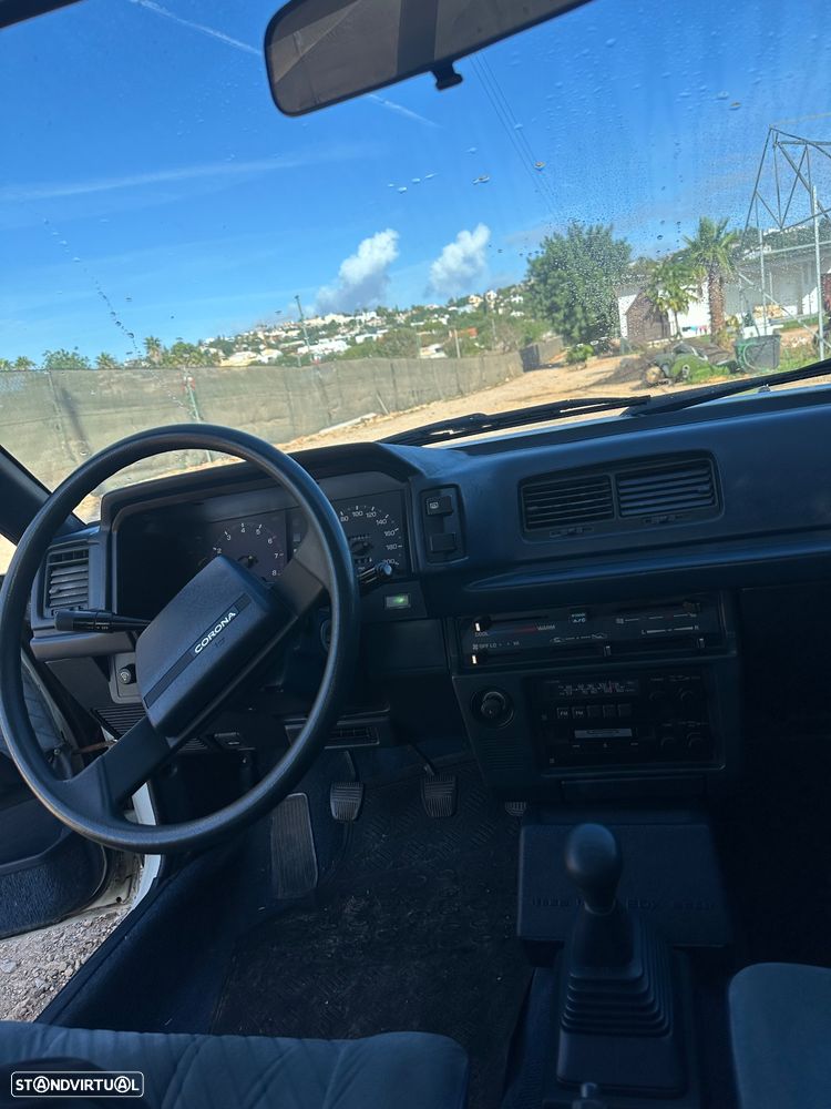 Toyota Corona - 15