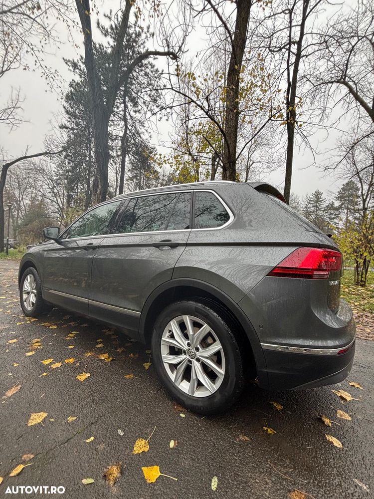 Volkswagen Tiguan 2.0 TDI SCR 4MOTION DSG Highline - 12