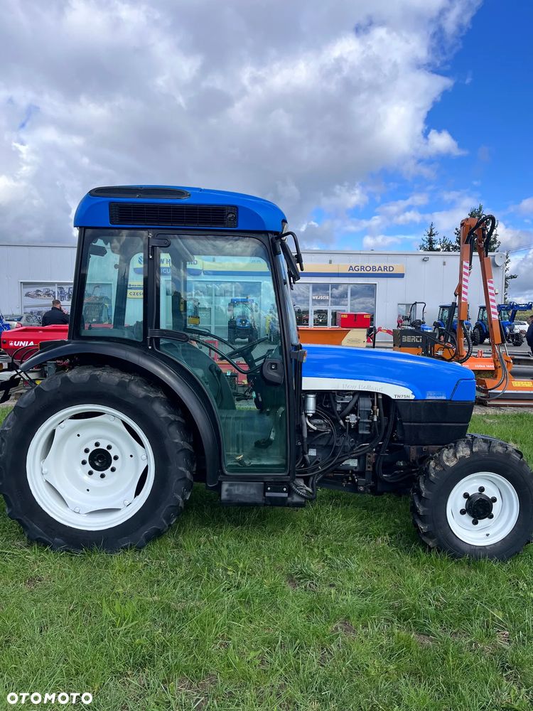 New Holland TN75N - 4