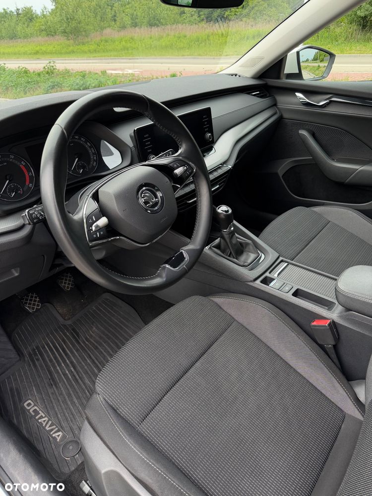 Skoda Octavia 1.5 TSI ACT Ambition - 12