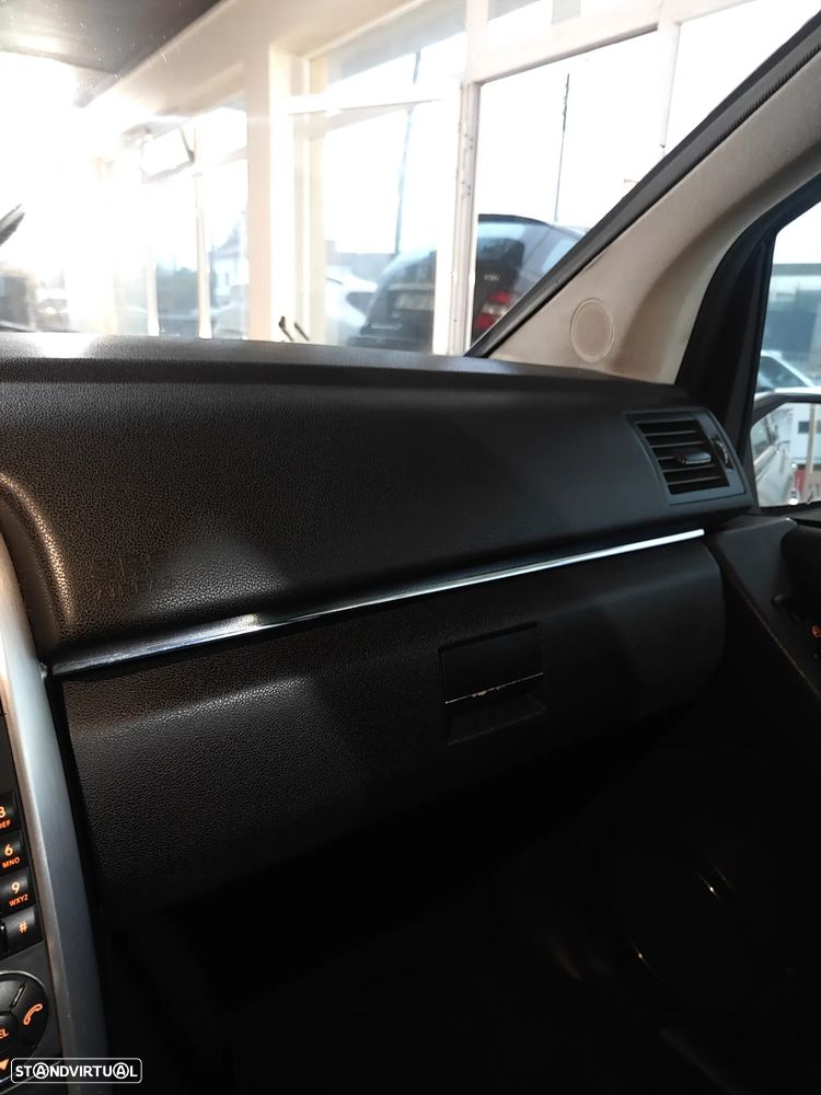 Mercedes-Benz B 200 CDI - 30