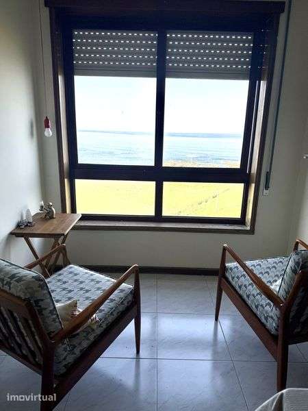 Alugo apartamento t2 em frente ao mar - Grande imagem: 3/8