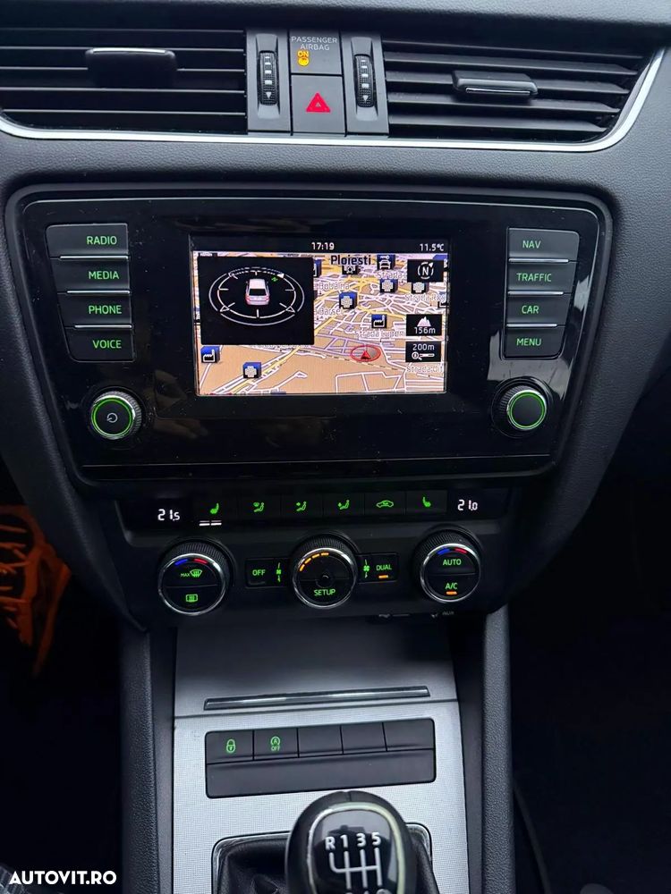 Skoda Octavia 1.2 TSI ELEGANCE - 8