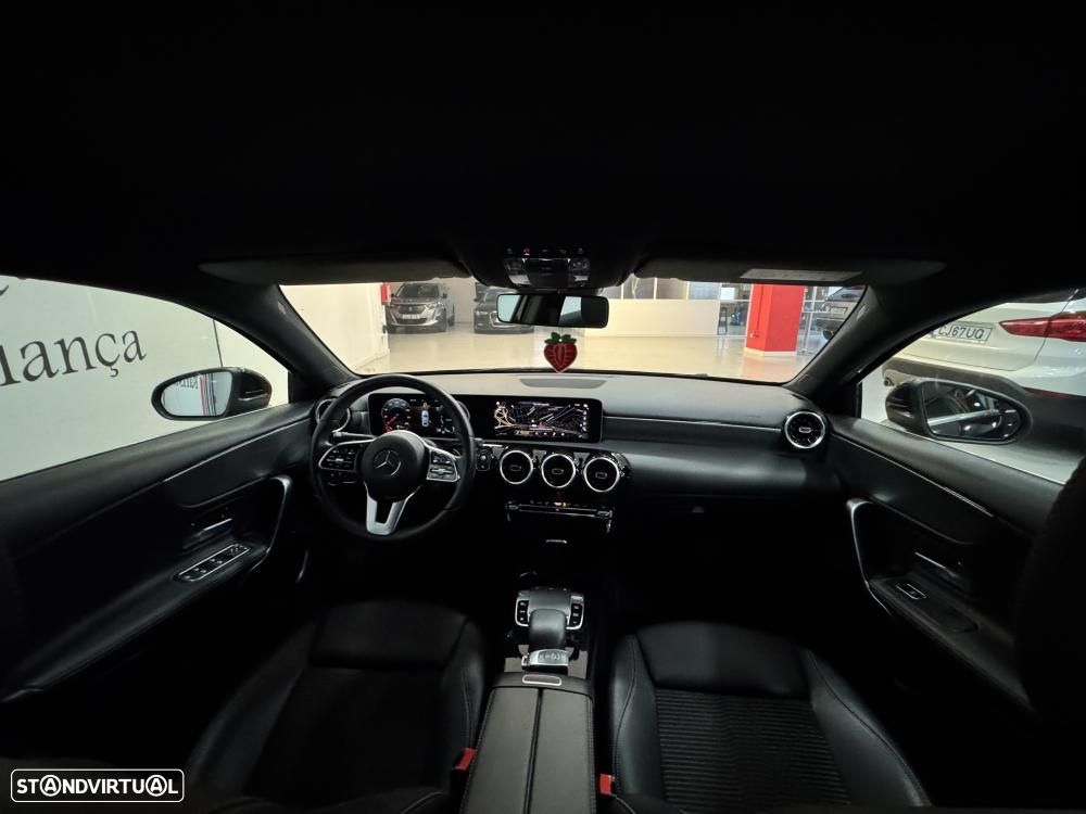 Mercedes-Benz A 180 Limousine d Progressive Aut. - 43