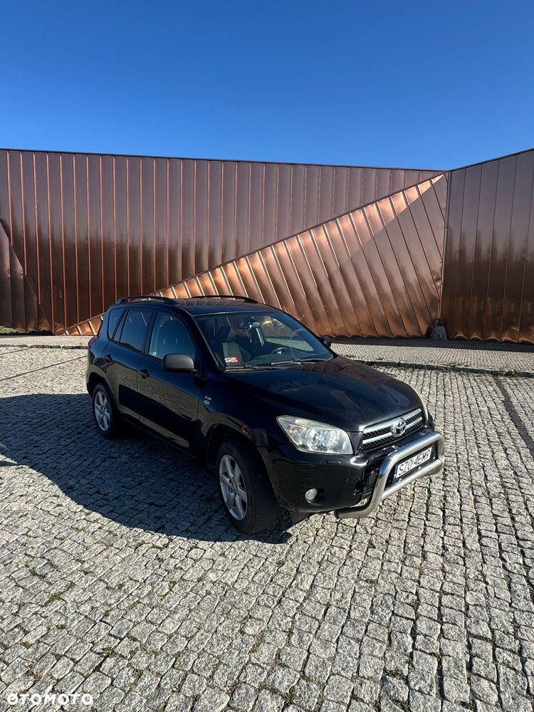 Toyota RAV4 2.2 D-4D Premium - 3