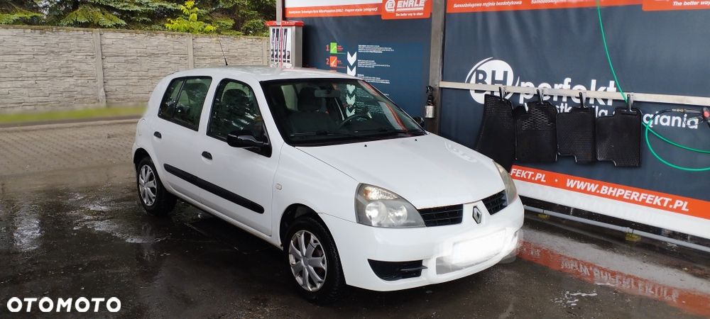 Renault Clio - 1