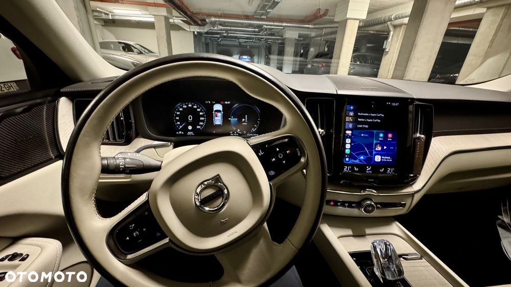 Volvo XC 60 T6 AWD Plug-In Hybrid Inscription - 8