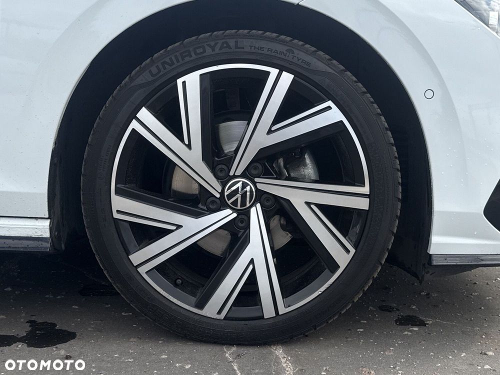 Volkswagen Golf 1.5 eTSI mHEV R-Line DSG - 34