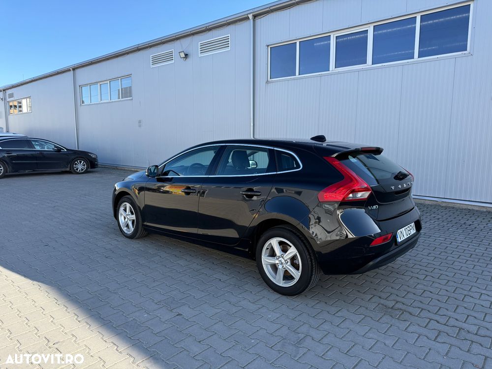 Volvo V40 D2 Summum - 30