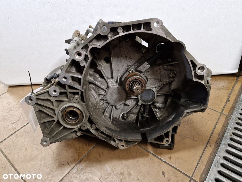 chevrolet hhr 2.4 b skrzynia biegów manual 5b 61yec yec f23 5495775 - 1