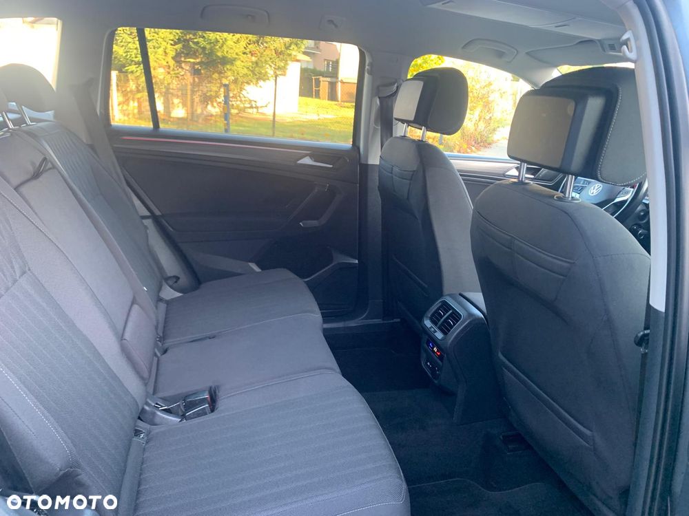 Volkswagen Tiguan Allspace 2.0 TDI SCR DSG Trendline - 11
