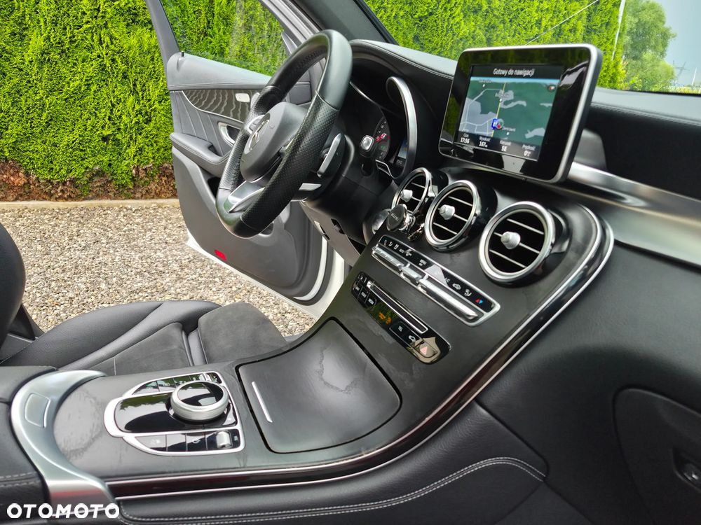 Mercedes-Benz GLC 250 d 4Matic 9G-TRONIC Edition 1 - 22