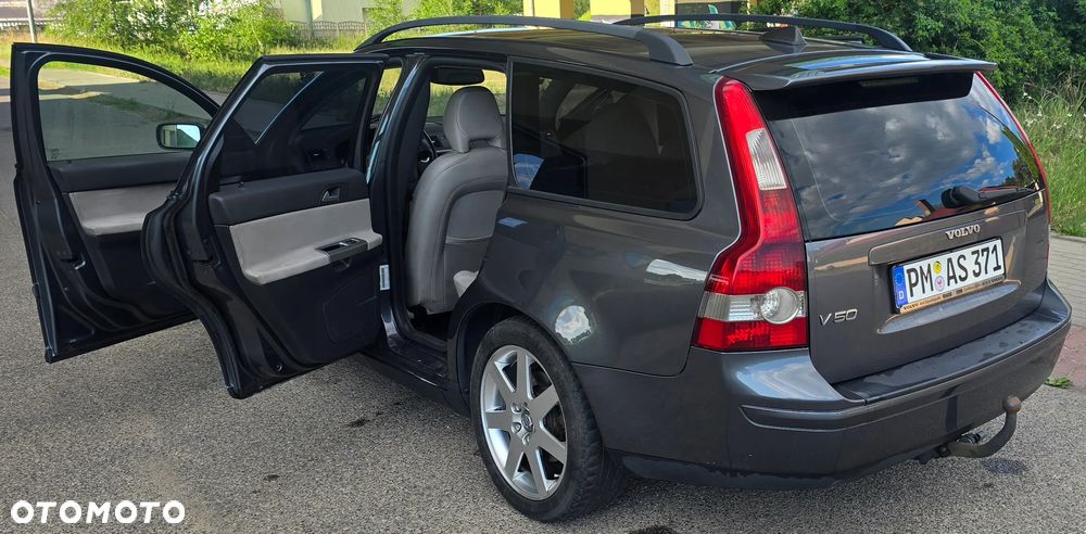 Volvo V50 1.6D Summum - 16