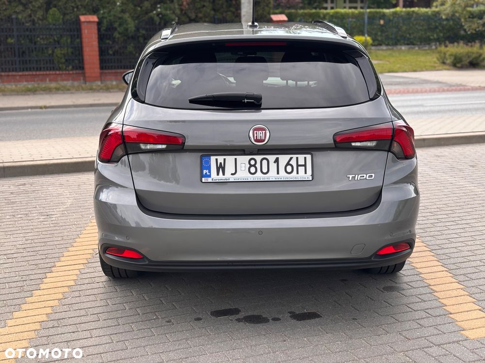 Fiat Tipo 1.4 16v Lounge EU6d - 5
