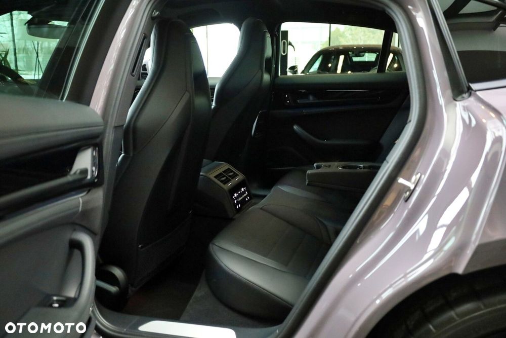 Porsche Panamera - 11