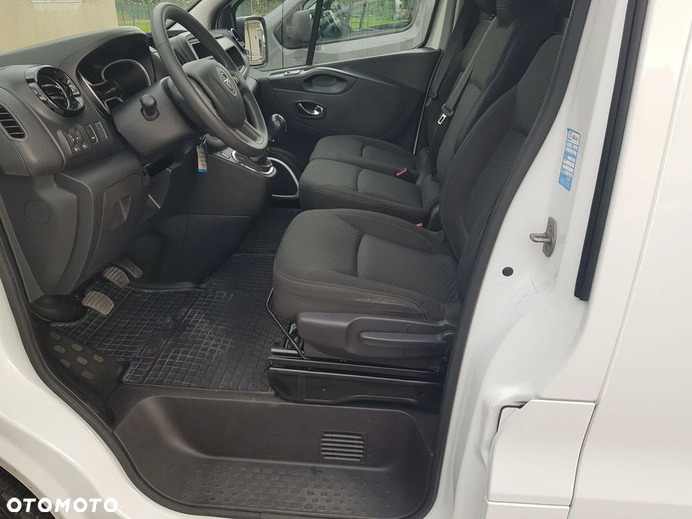 Opel VIVARO LONG - 24